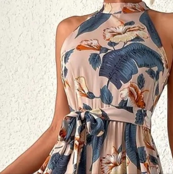 Garden Kiss Halter Maxi Dress - Desert Blue - Picture 5 of 9